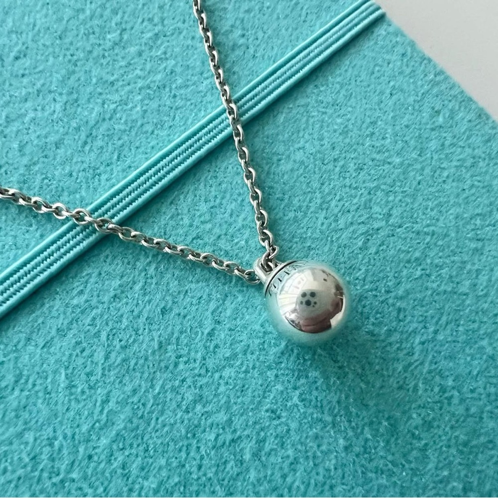 SOLD Tiffany & Co. Hardwear 8mm Ball Pendant Adjustable Necklace 16”-18” - Picture 1 of 10